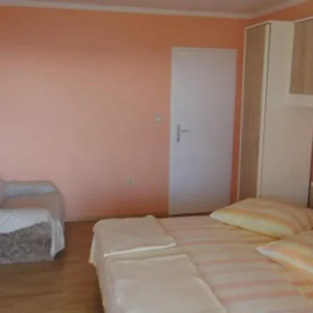 Apartment Seafront Pretner - Comfort With Balcony And Sea View Orebic