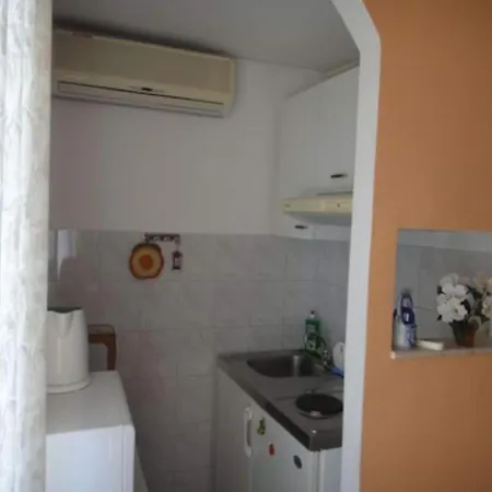 아파트 Seafront Pretner - Comfort With Balcony And Sea View