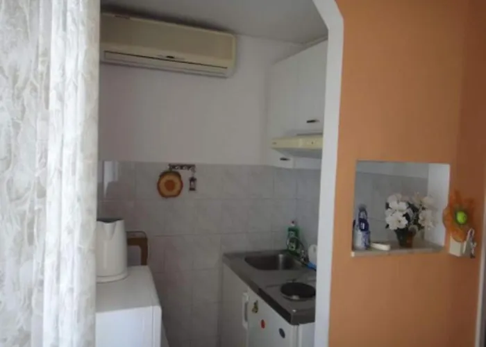 아파트 Seafront Pretner - Comfort With Balcony And Sea View